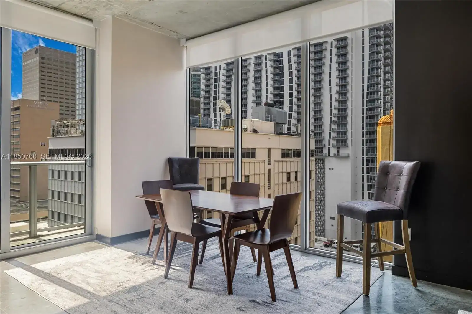 151 SE 1st St # 401, Miami FL 33131 photo 2