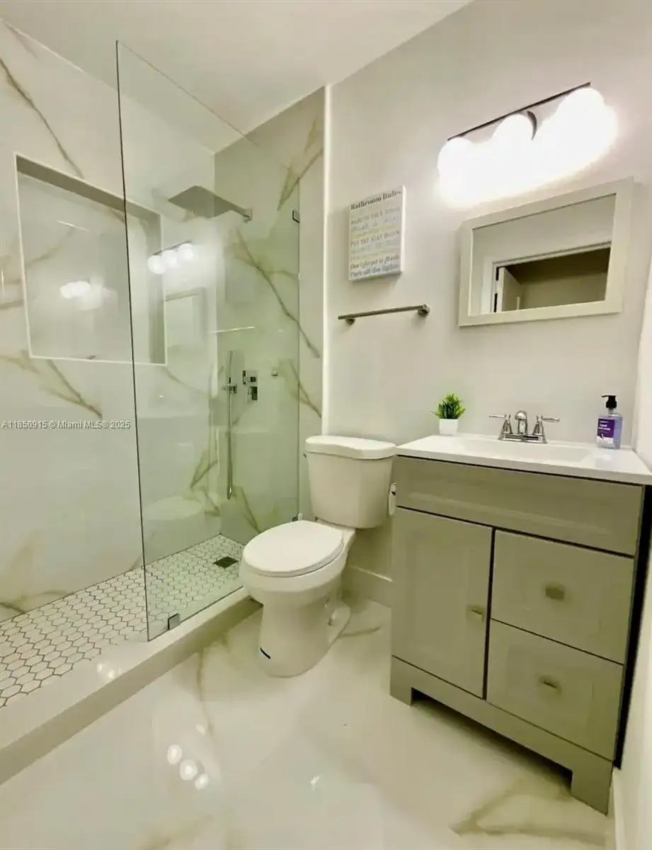 3318 NW 19th Ave # 1, Miami FL 33142 photo 5