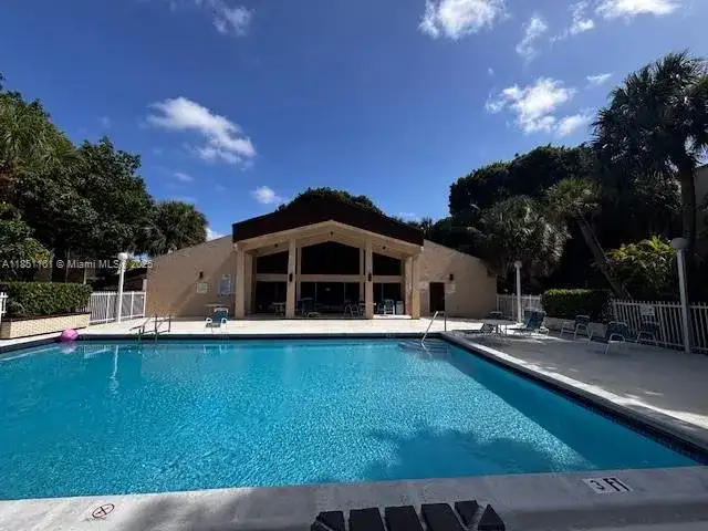 14321 N Kendall Dr # 302F, Miami FL 33186 photo 4