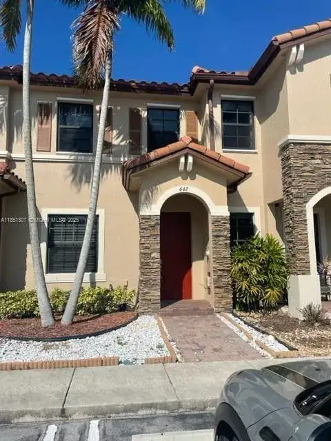 642 SE 32ND AVE, Homestead FL 33033 photo 4