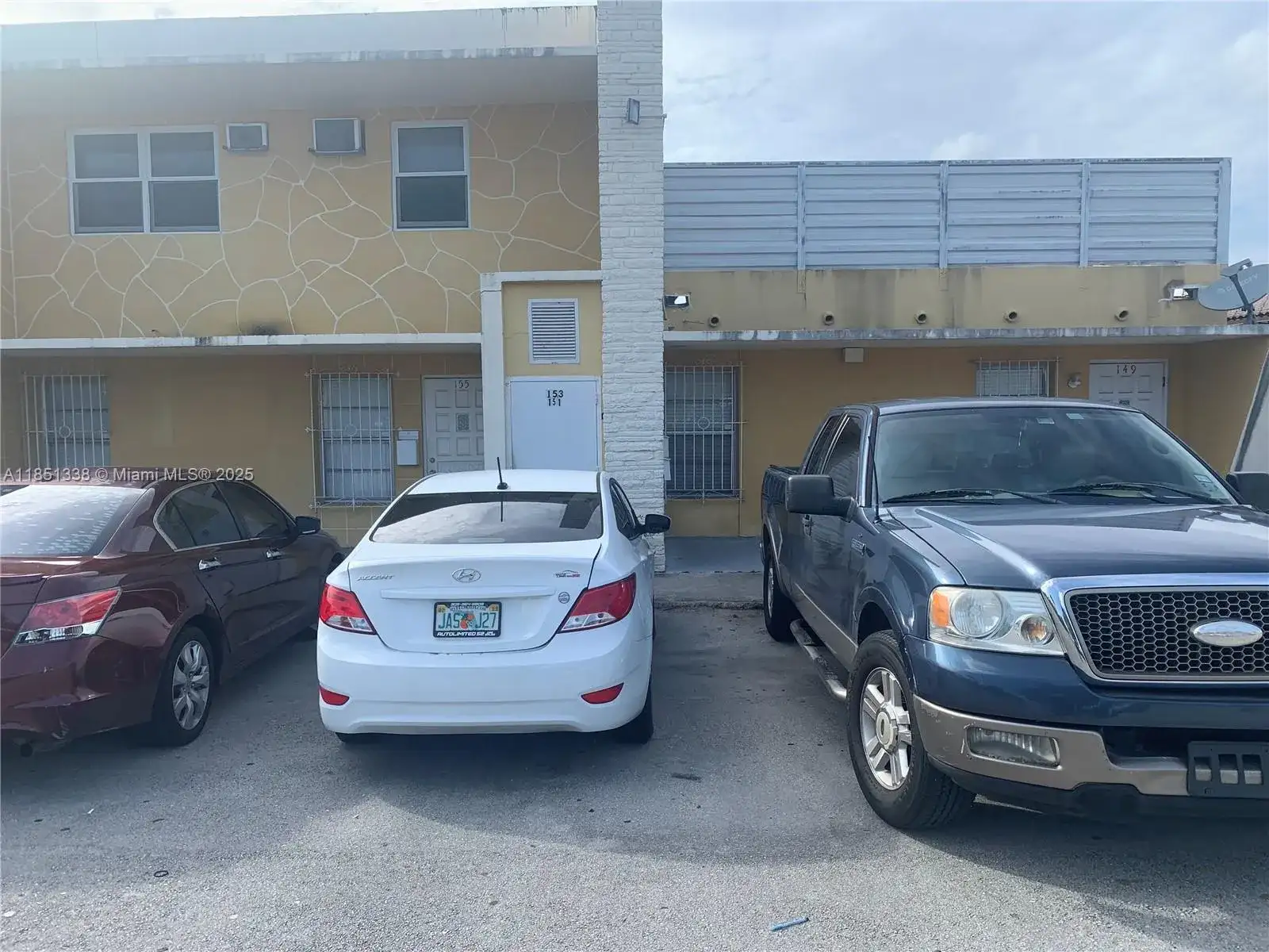 149 Bentley Dr # 151, Miami Springs FL 33166 photo 3