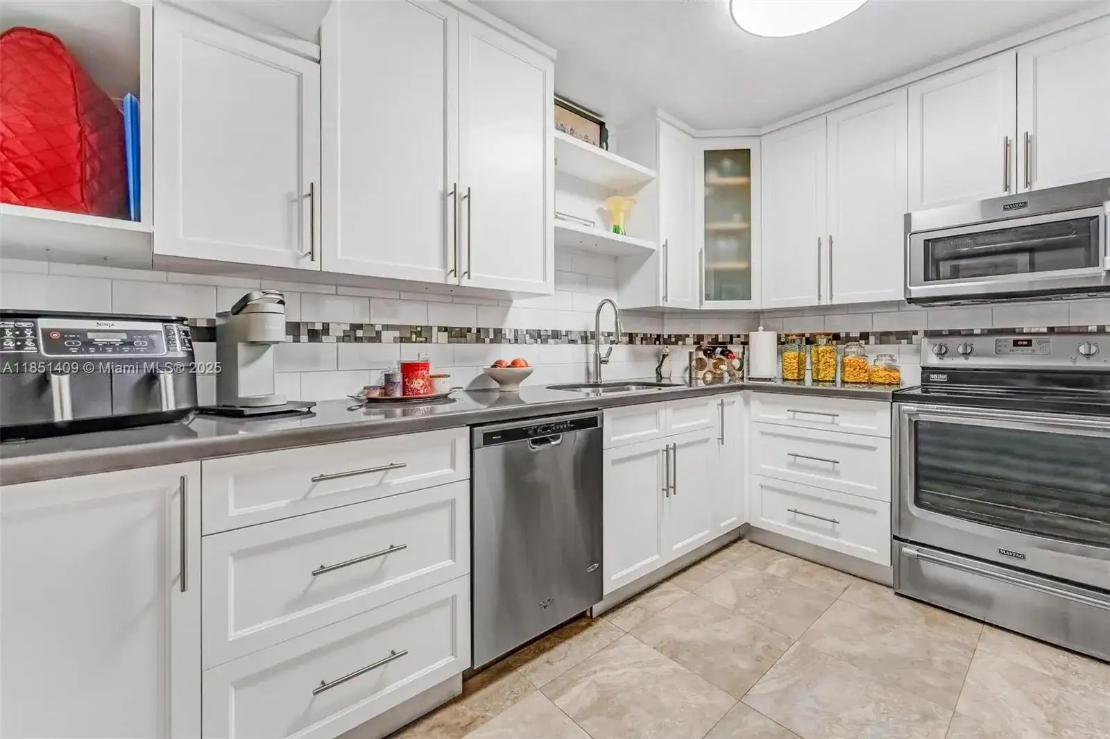 4330 Hillcrest Dr # 516, Hollywood FL 33021 photo 3