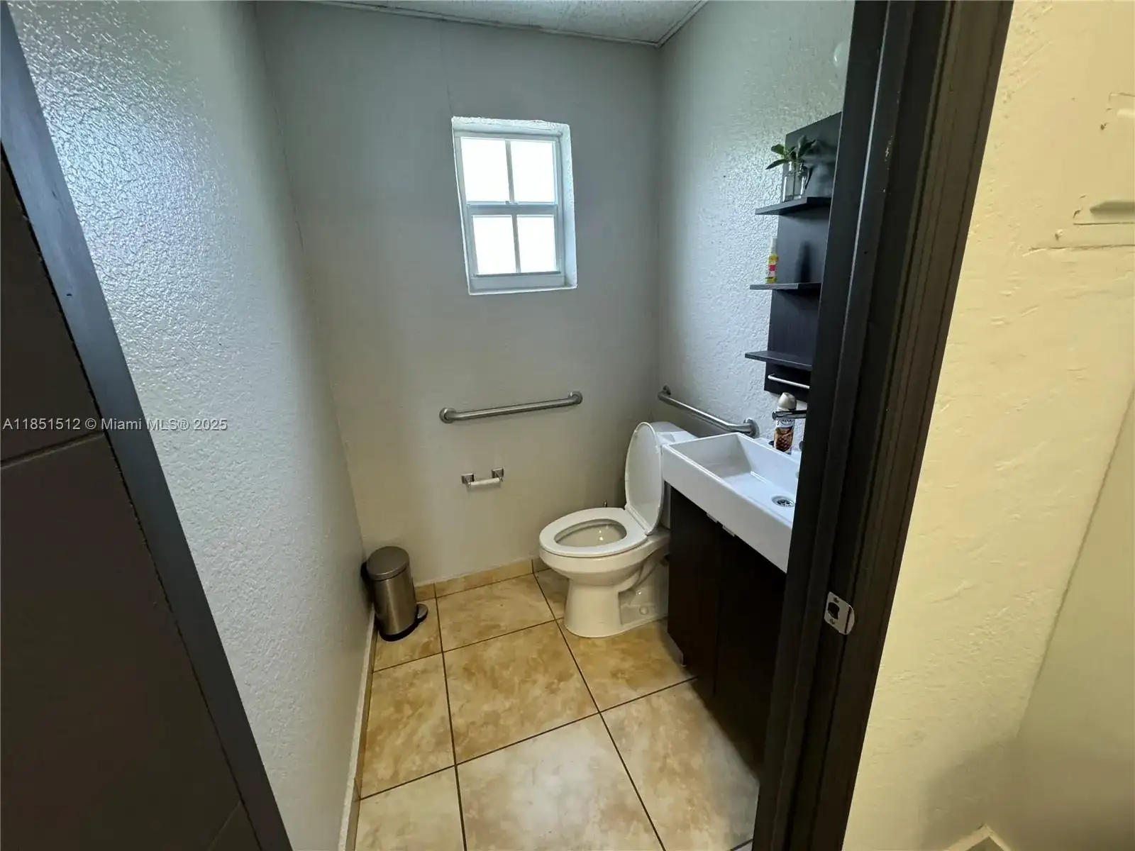 8235 SW 40th St # 8253, Miami FL 33155 photo 4