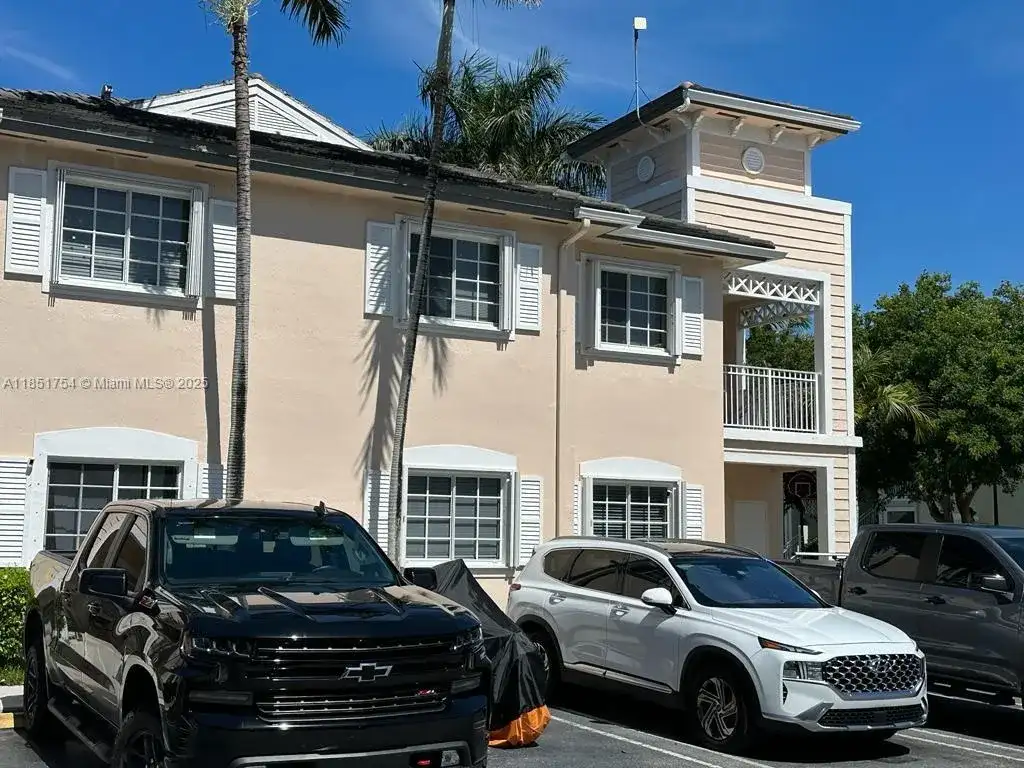 372 NE 26th Pl # 206, Homestead FL 33033 photo 4
