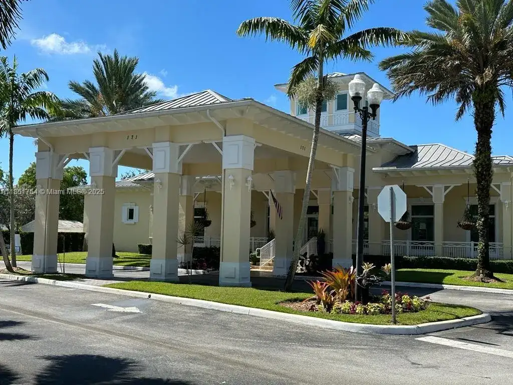 372 NE 26th Pl # 206, Homestead FL 33033 photo 5