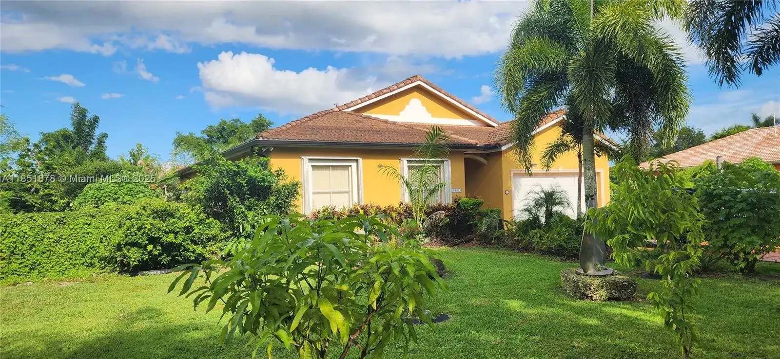 21401 SW 187th Ave, Miami FL 33187 photo 2