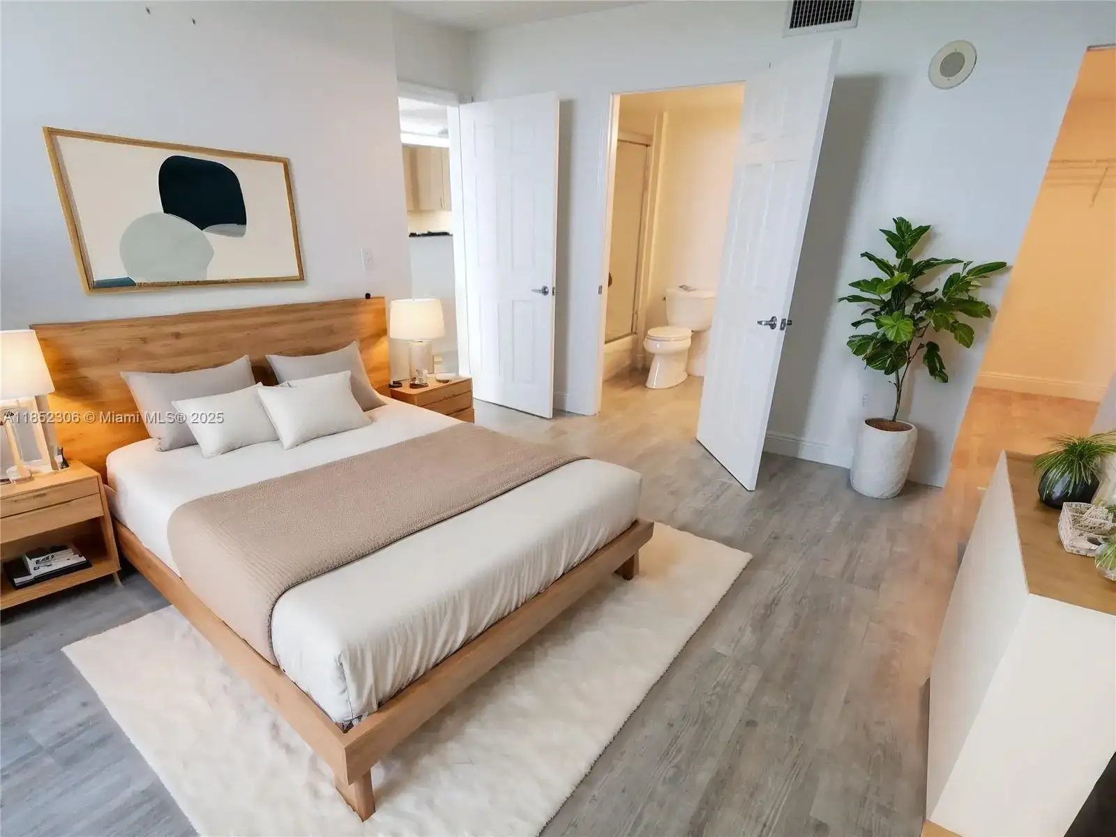 3000 Coral Way # 1121, Miami FL 33145 photo 3