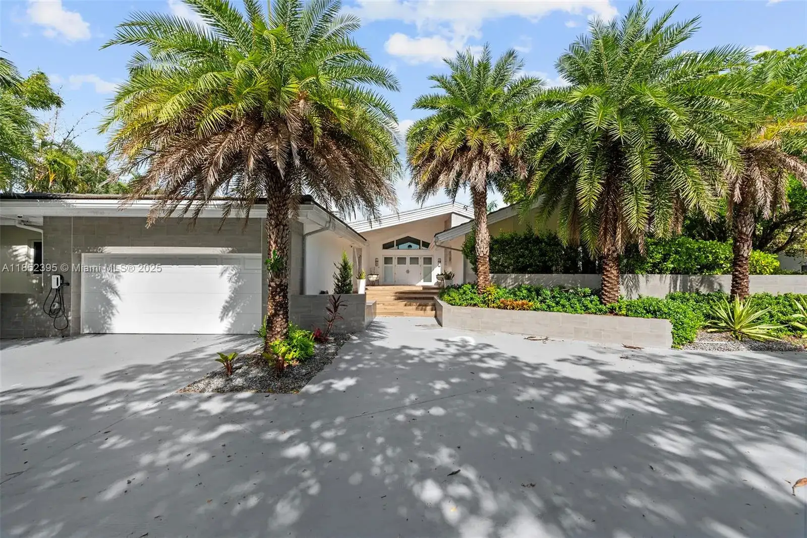 194 Golden Beach Dr, Golden Beach FL 33160 photo 2