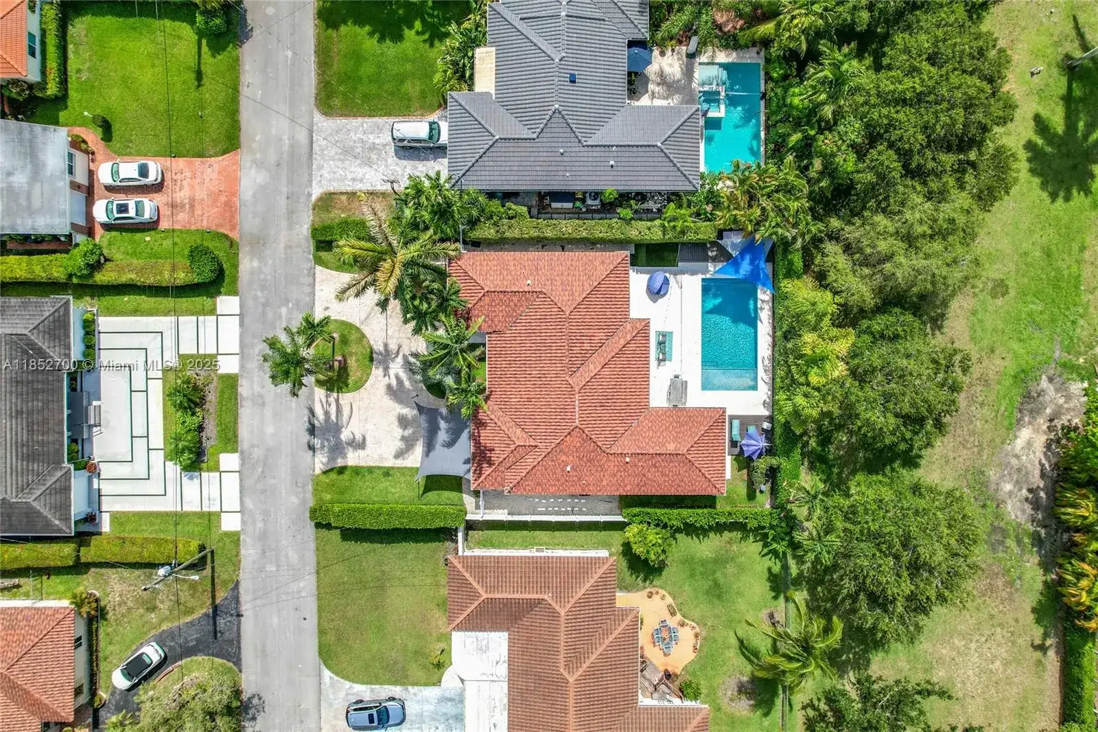 1080 NE 104th St, Miami Shores FL 33138 photo 4