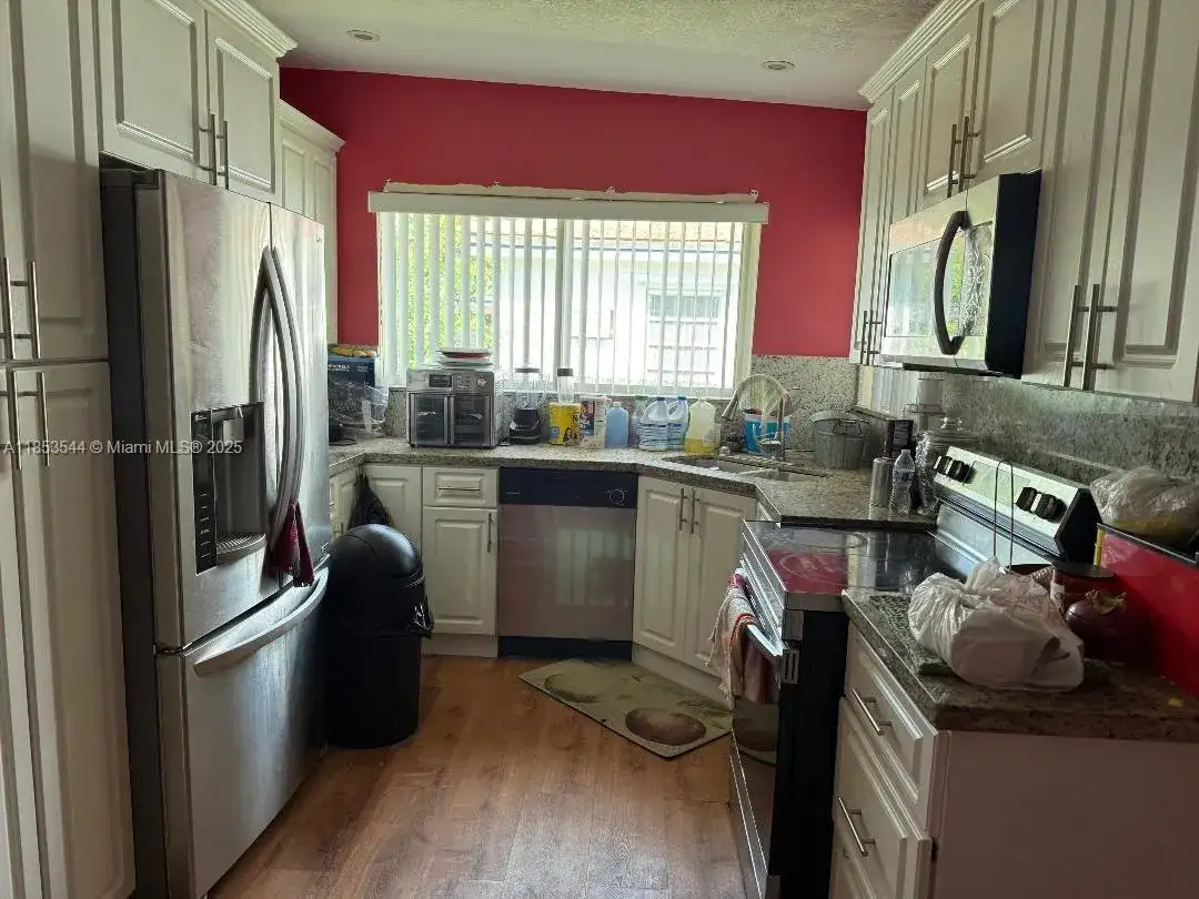 985 NE 146th St, North Miami FL 33161 photo 4