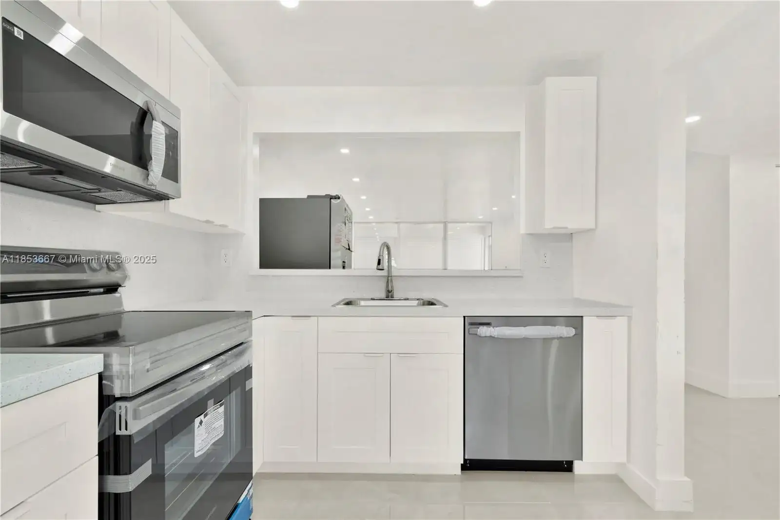 8320 Sands Point Blvd # M107, Tamarac FL 33321 photo 2