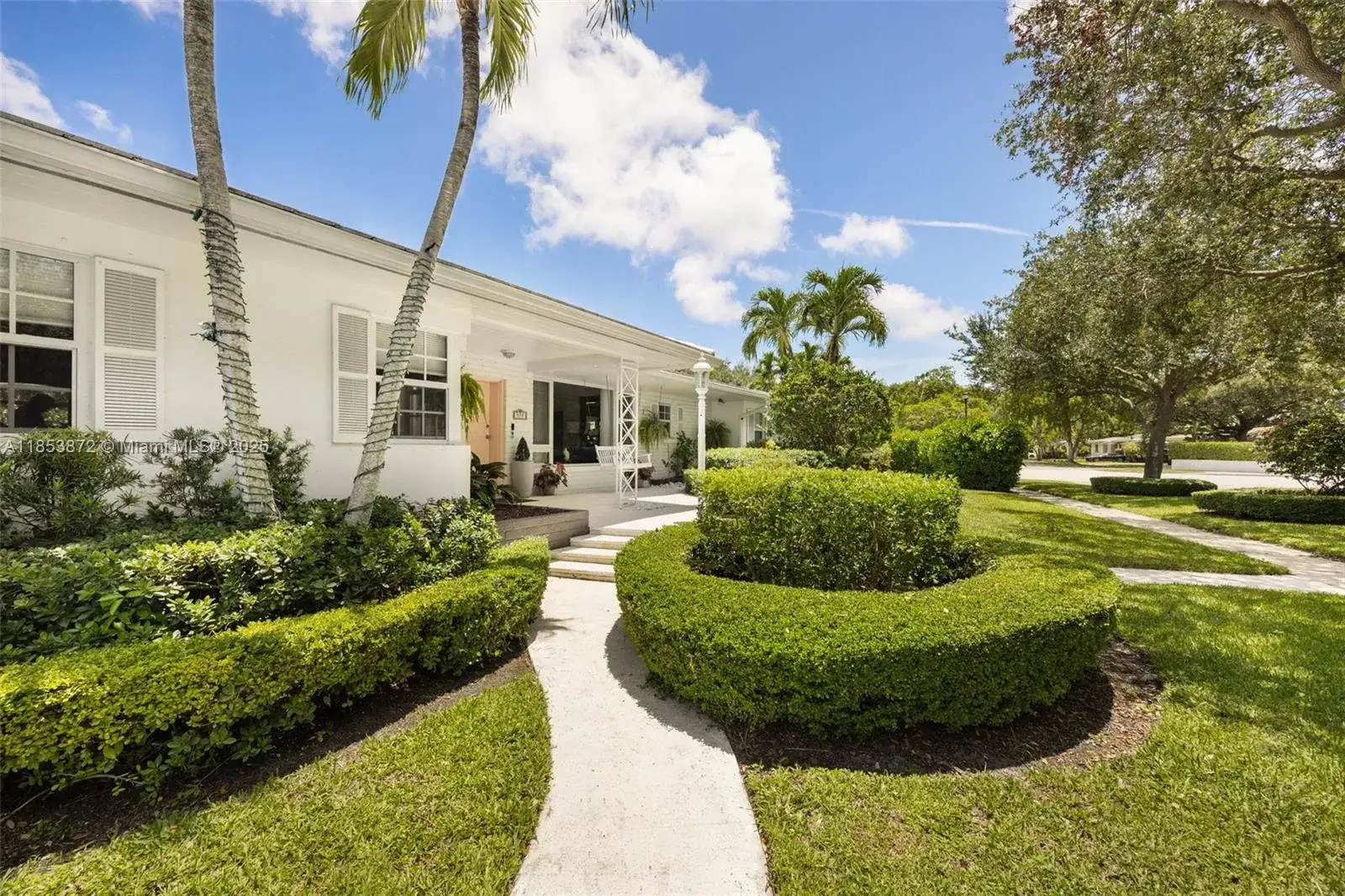 575 NE 97th St, Miami Shores FL 33138 photo 3