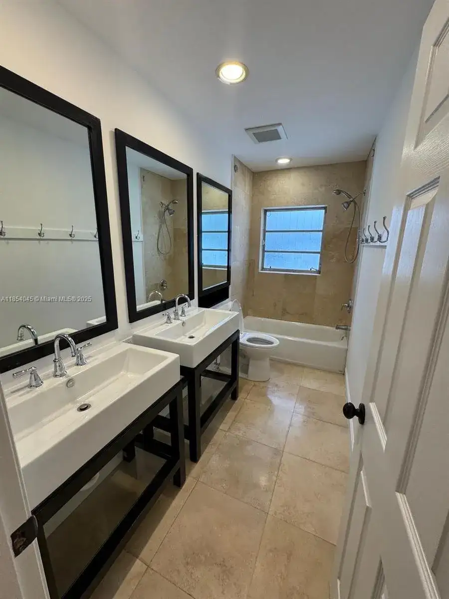 5801 SW 100th St # 1, Pinecrest FL 33156 photo 4