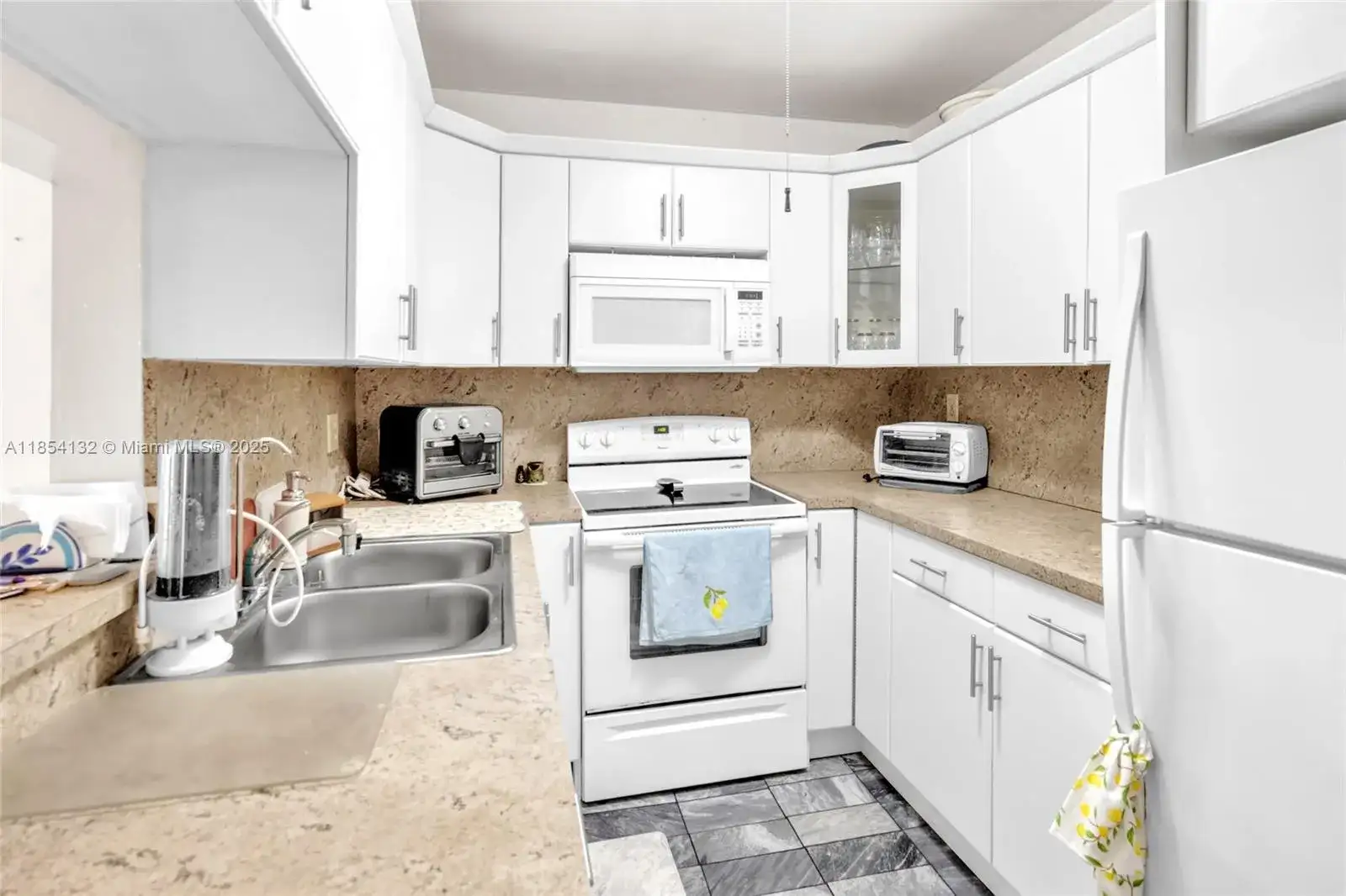 1855 W 62nd St # 306, Hialeah FL 33012 photo 4