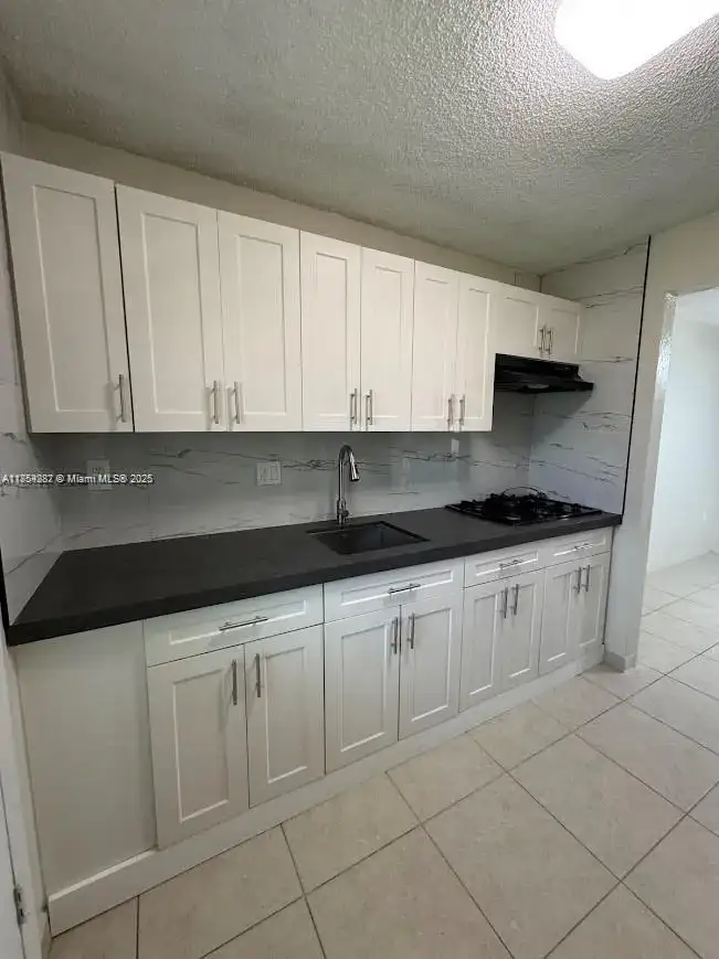 70 NE 202nd Ter # T7, Miami Gardens FL 33179 photo 2