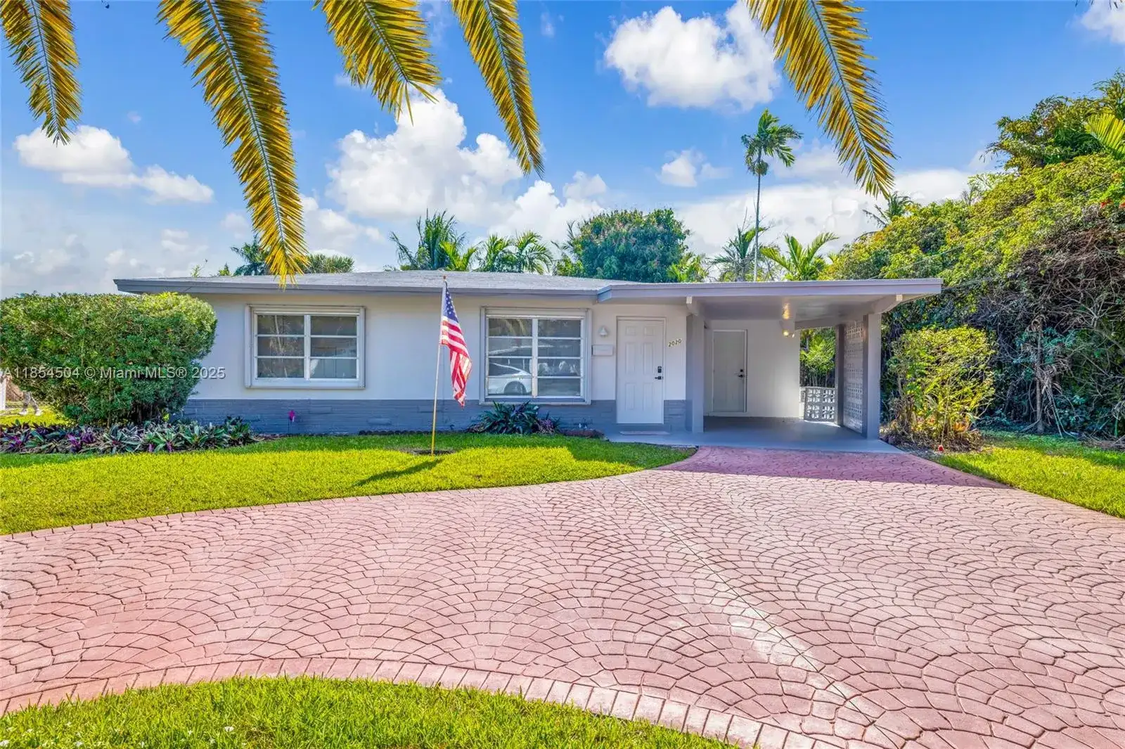 2020 NW 33rd Ct, Oakland Park FL 33309 photo 2