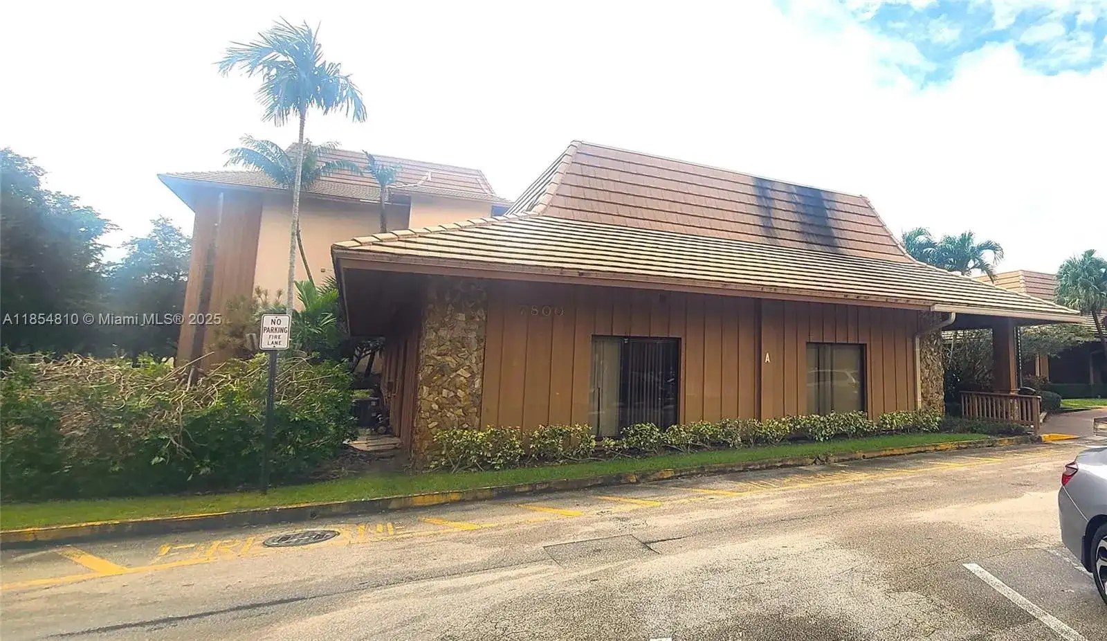 7800 W Oakland Park Blvd # 101, Sunrise FL 33351 photo 2