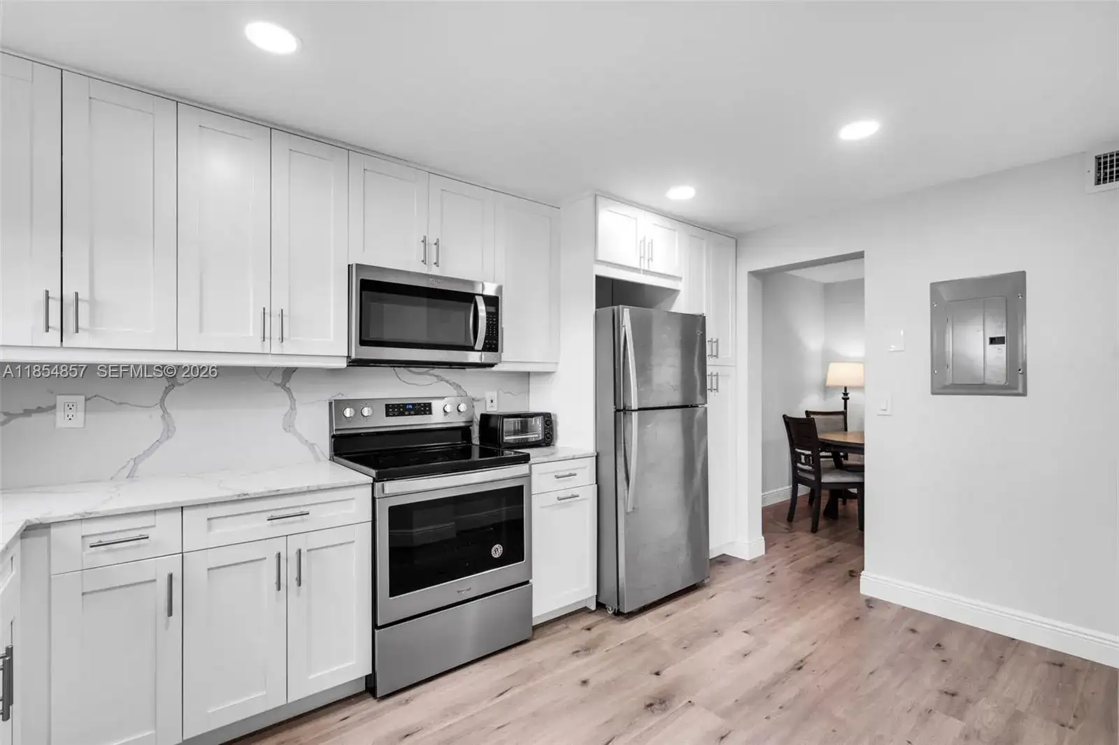 3524 Via Poinciana # 302, Lake Worth FL 33467 photo 3