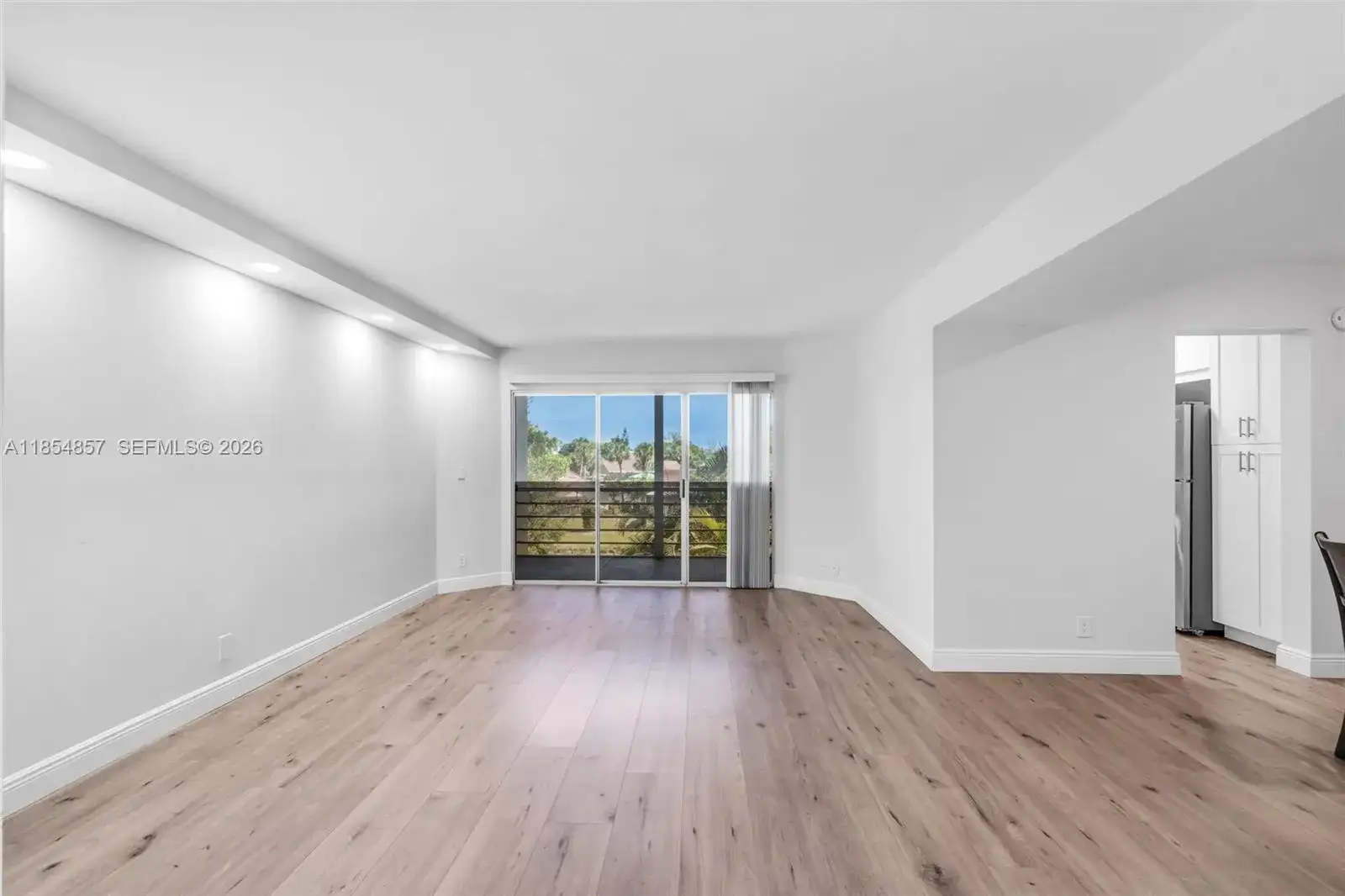 3524 Via Poinciana # 302, Lake Worth FL 33467 photo 4