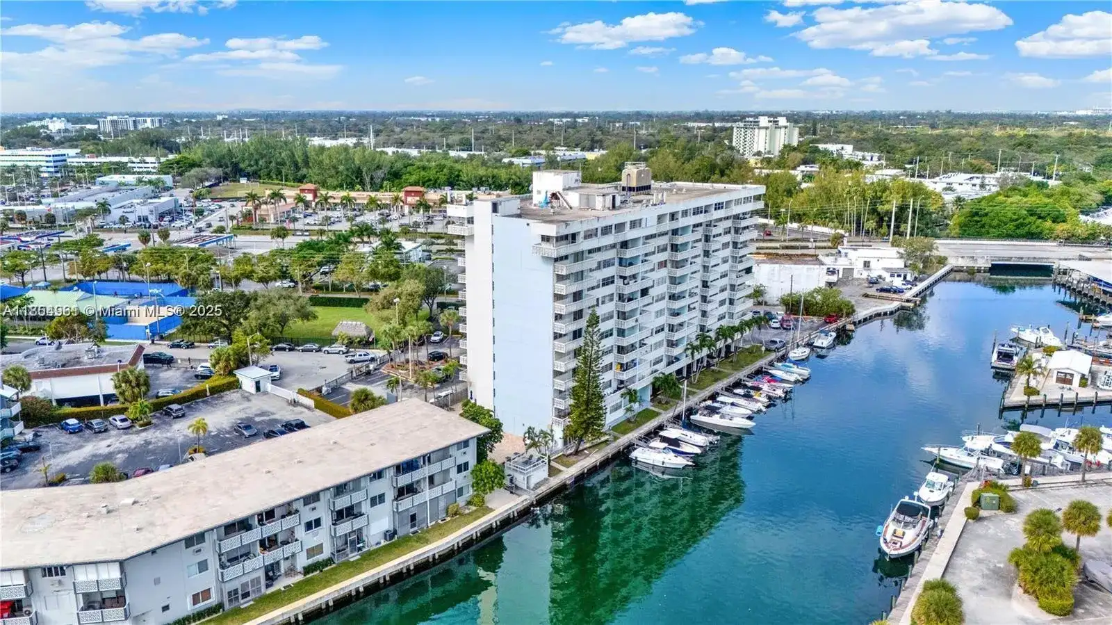 13155 Ixora Ct # 311, North Miami FL 33181 photo 2