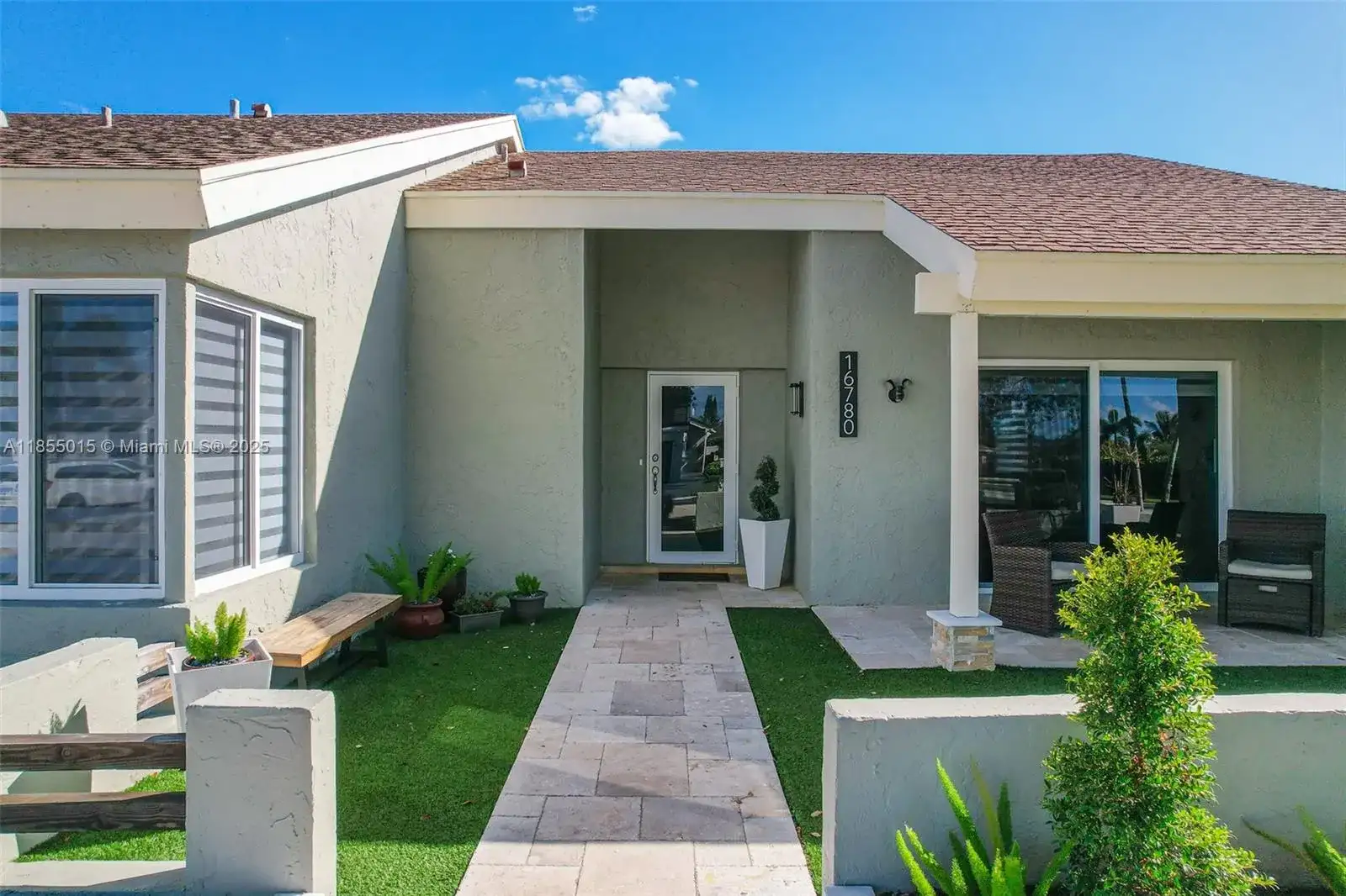 16780 Redwood Way, Weston FL 33326 photo 2