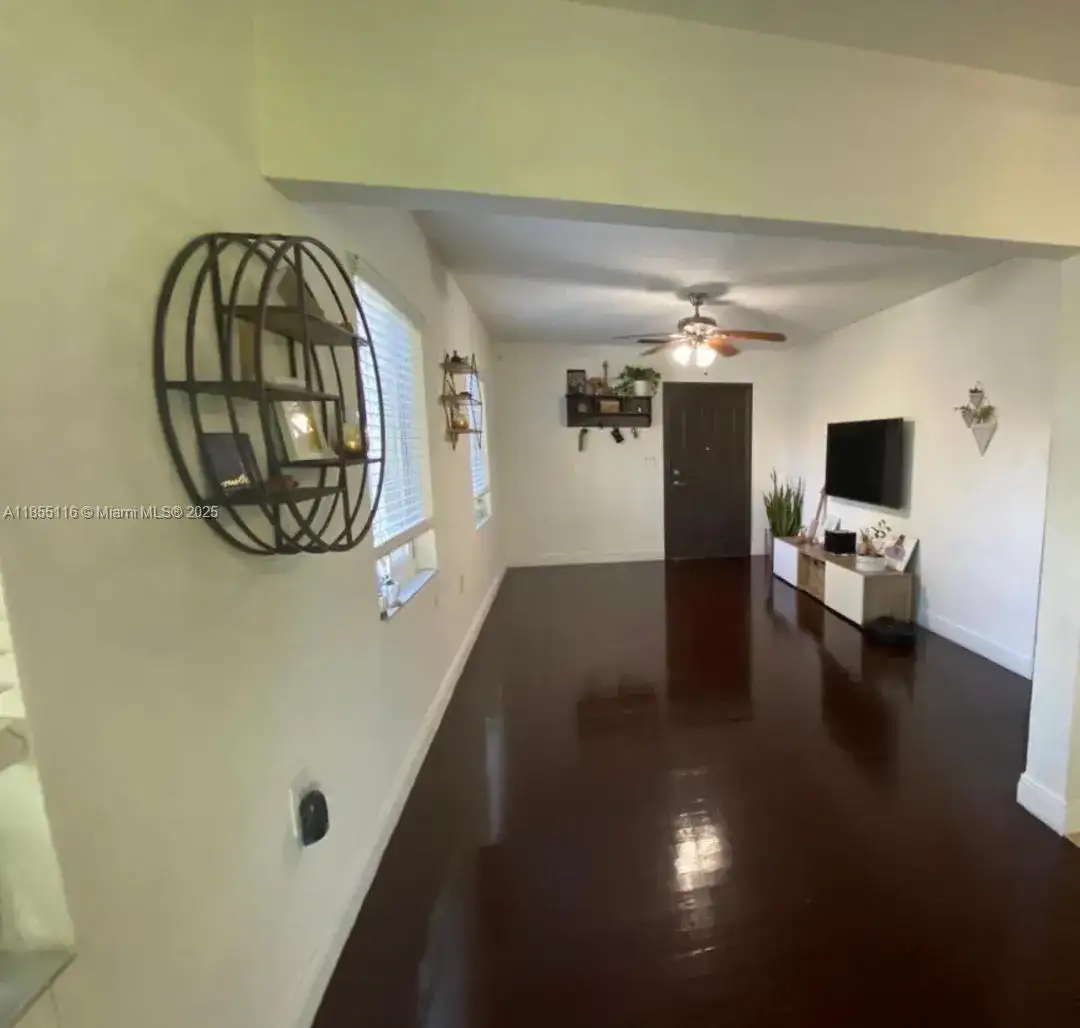 702 Boabadilla St, Coral Gables FL 33134 photo 2
