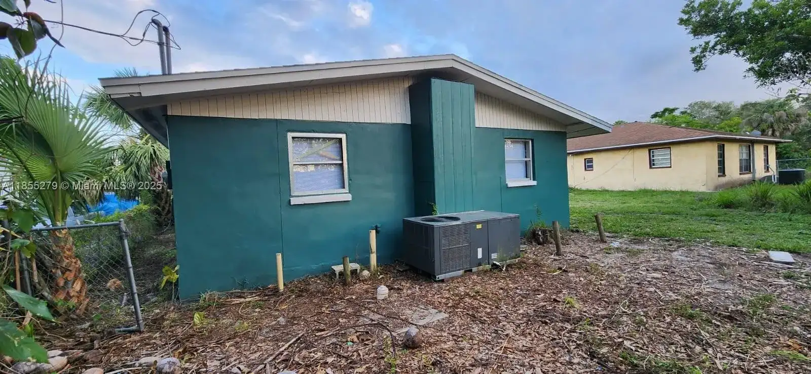 3147 Economy, Fort Myers FL 33916 photo 2