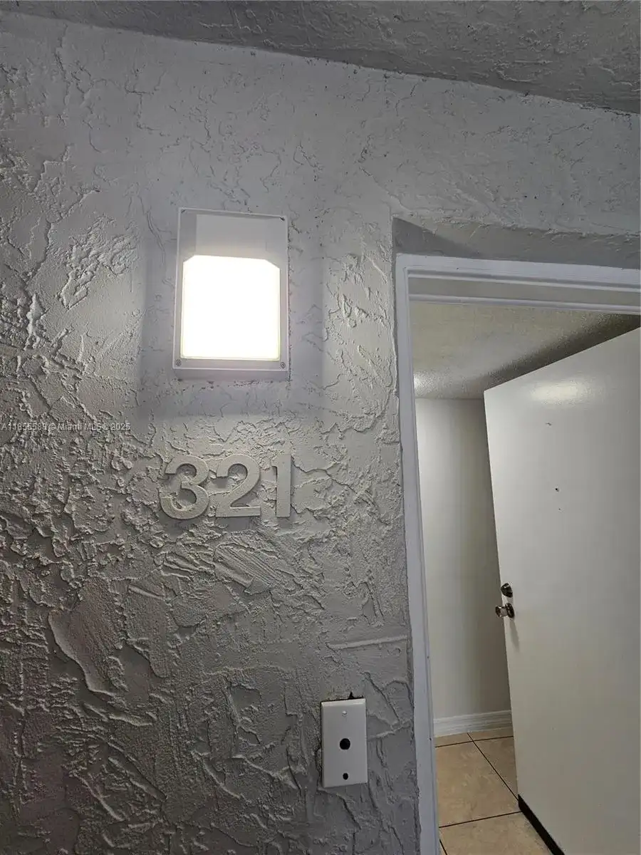 8475 SW 156th Ct # 321, Miami FL 33193 photo 2
