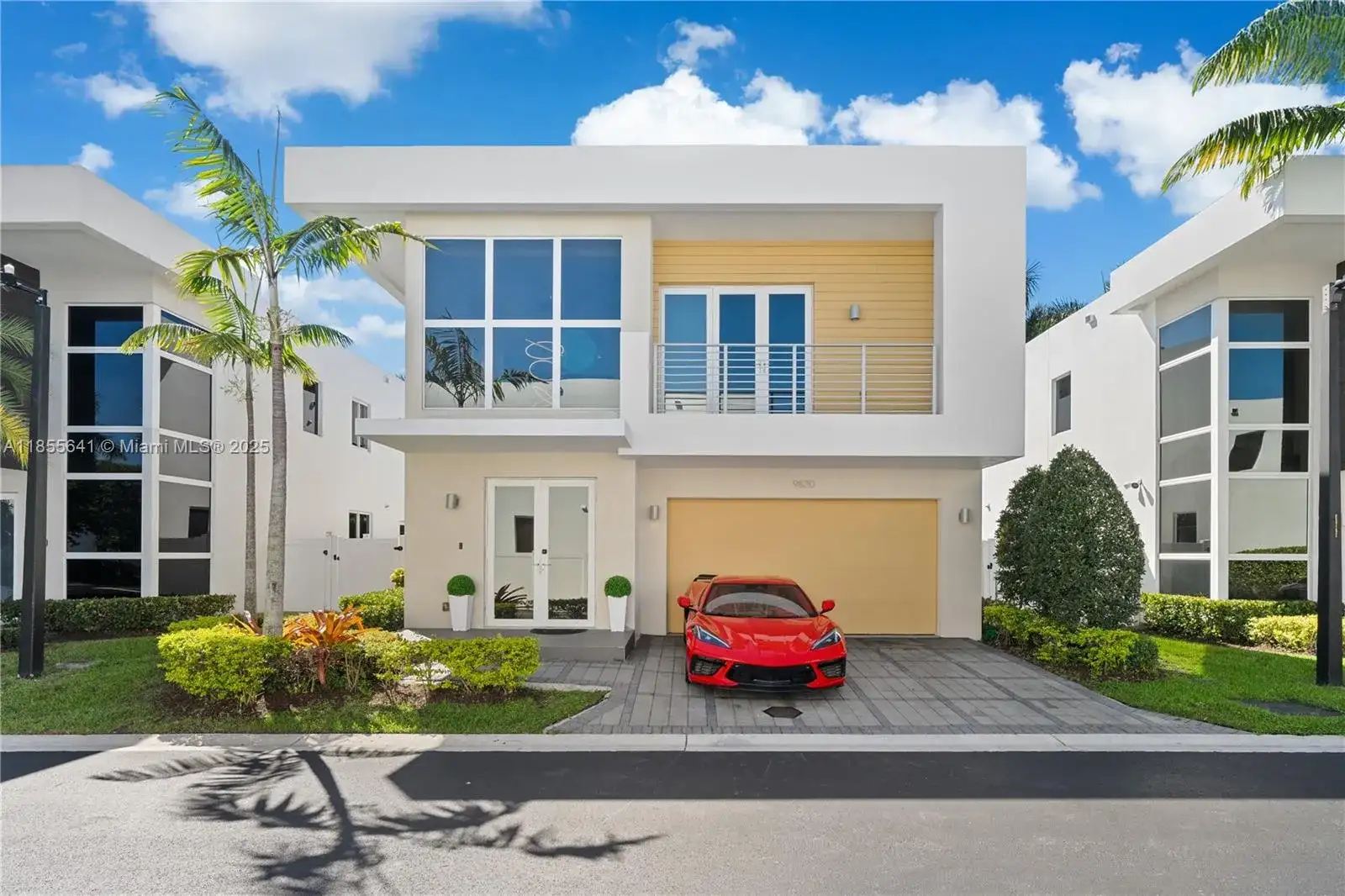 9830 NW 74th Ter, Doral FL 33178 photo 4