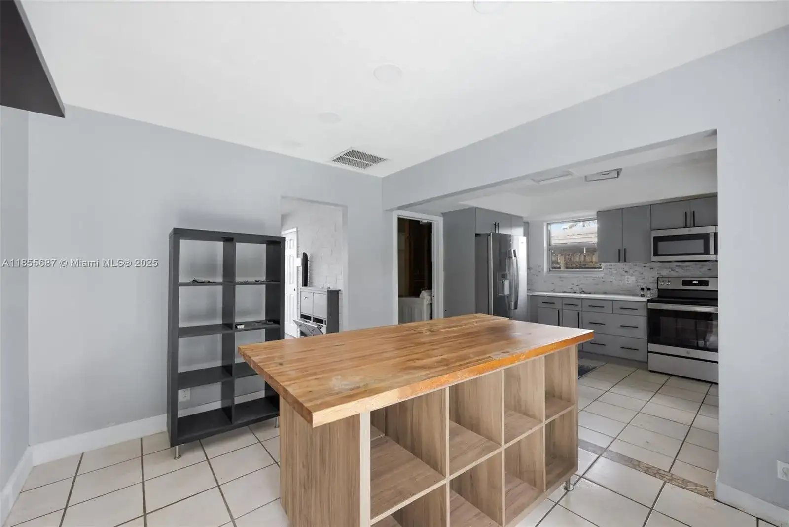 4210 NW 23rd St, Lauderhill FL 33313 photo 3