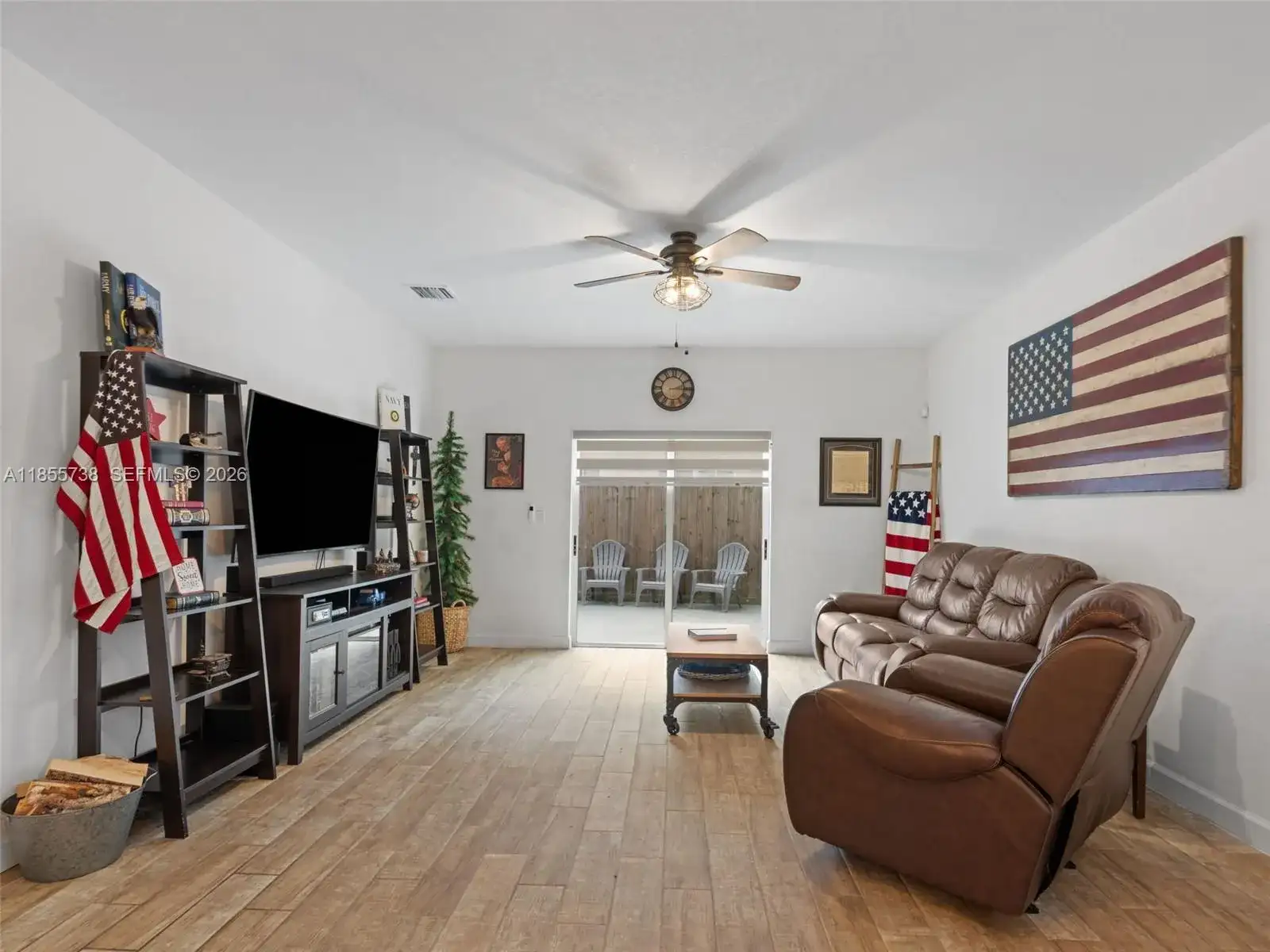 1418 SE 26th Ter, Homestead FL 33035 photo 4