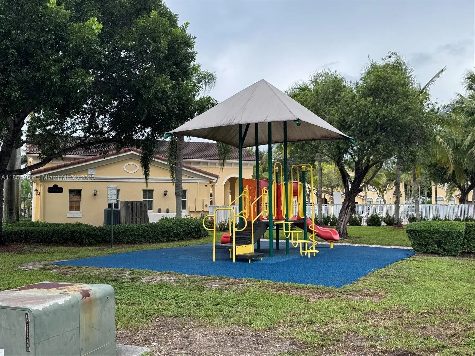 14956 SW 8th Ln, Miami FL 33194 photo 5