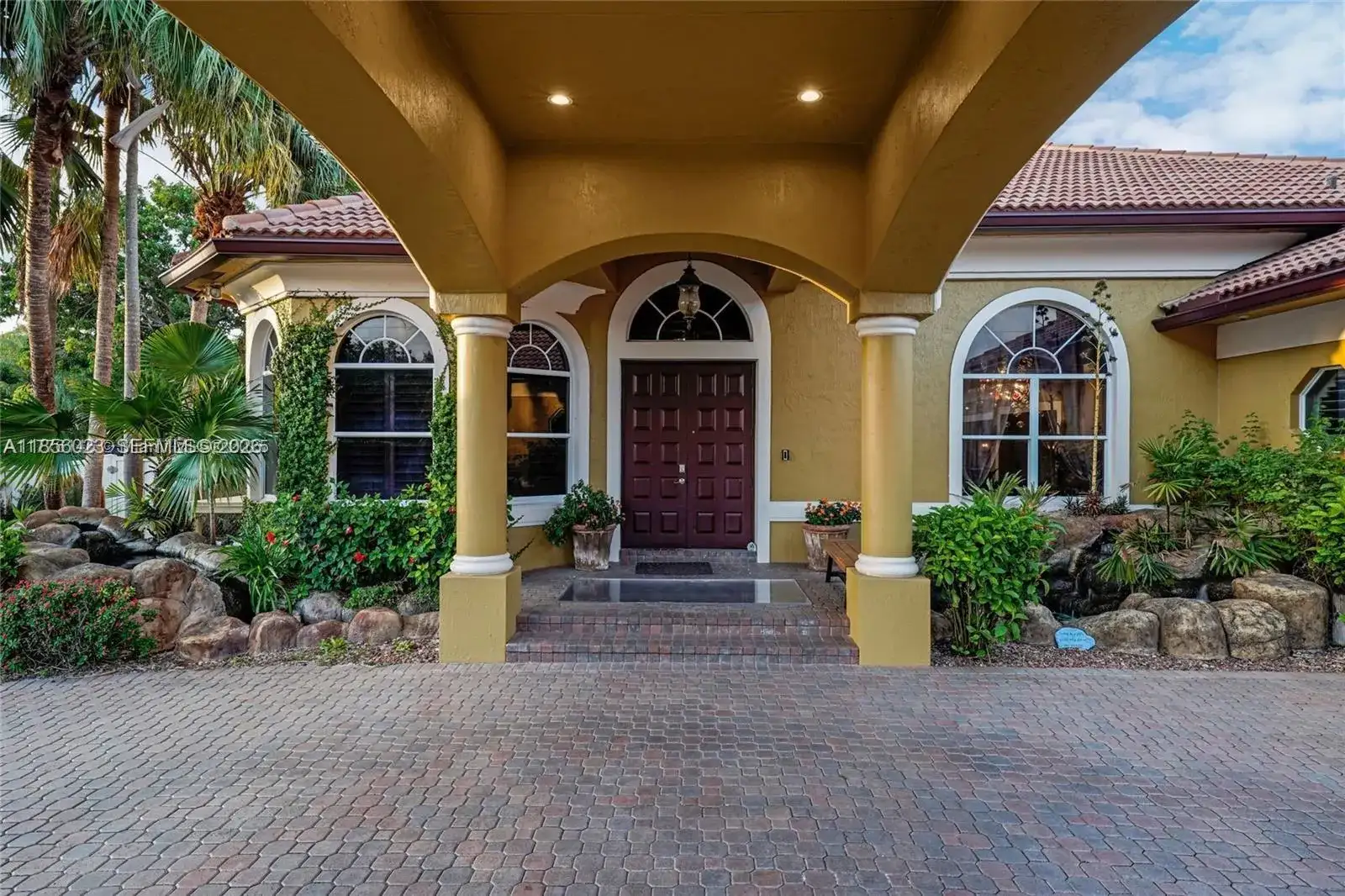 14503 SW 16th St, Davie FL 33325 photo 4