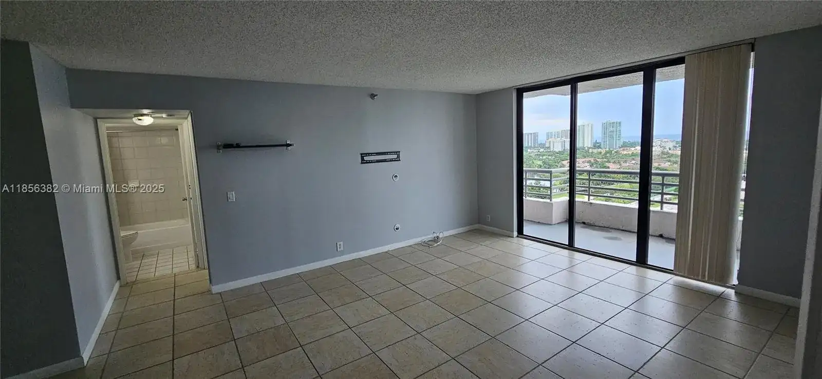 3300 NE 191st St, Aventura FL 33180 photo 4