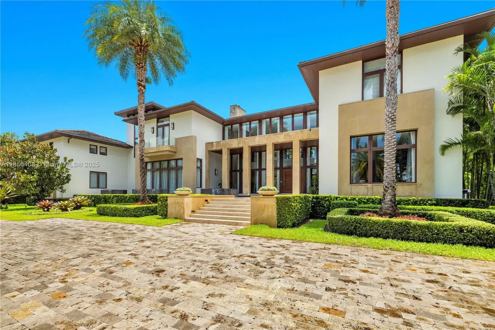 401 Arvida Pkwy, Coral Gables FL 33156 photo 3