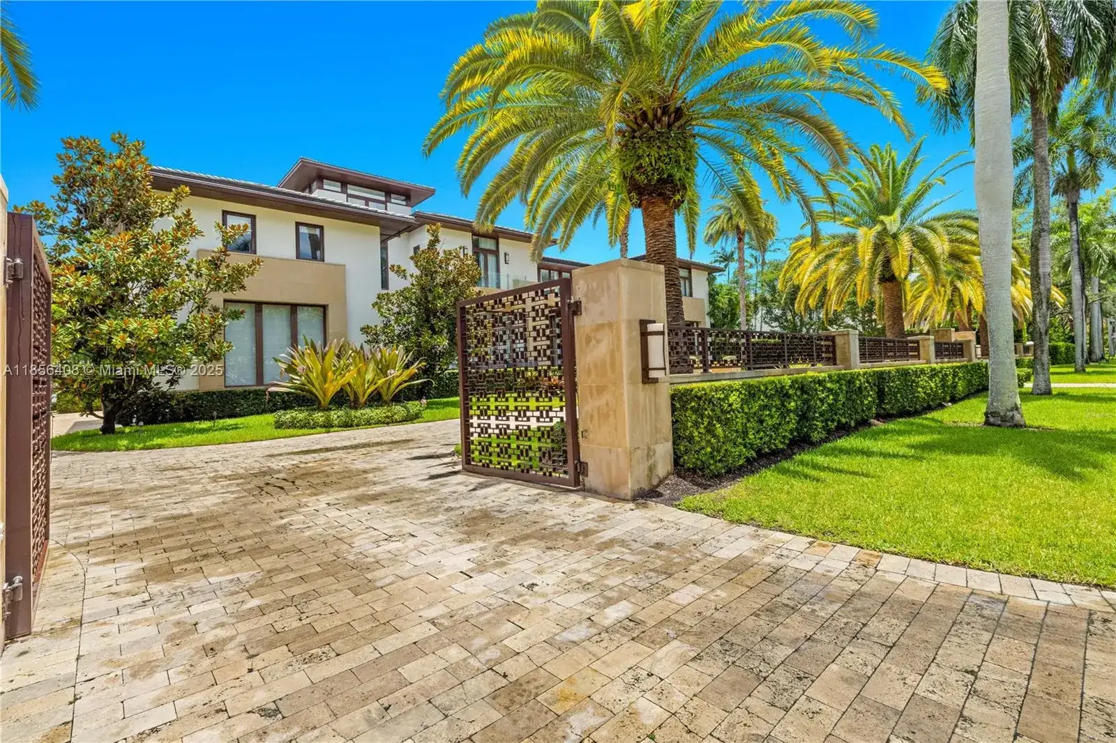 401 Arvida Pkwy, Coral Gables FL 33156 photo 5