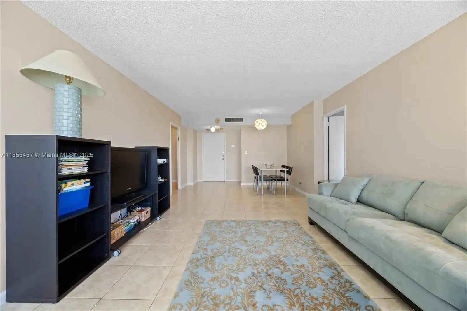 251 174th St # 812, Sunny Isles Beach FL 33160 photo 4