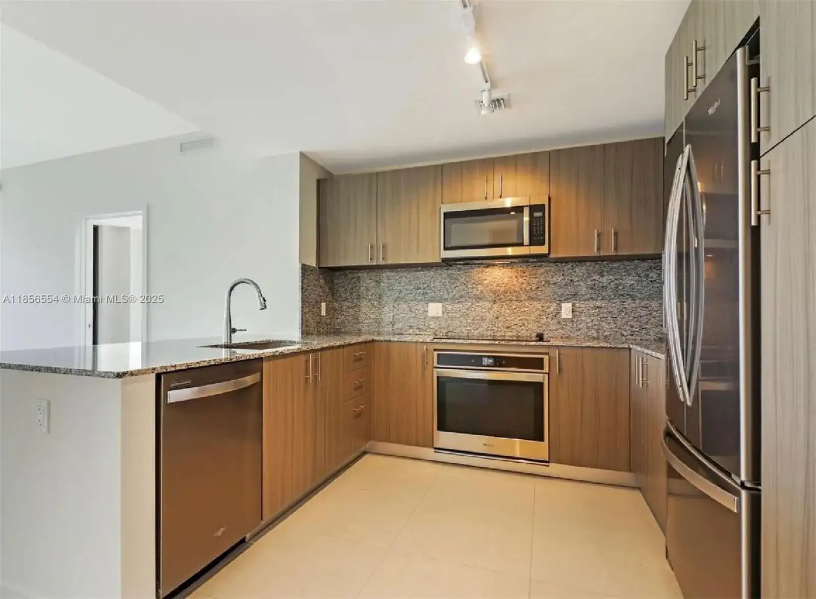 5350 NW 84th Ave # 601, Doral FL 33166 photo 5