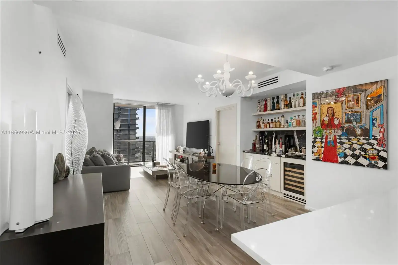801 S Miami Ave # 3310, Miami FL 33130 photo 2