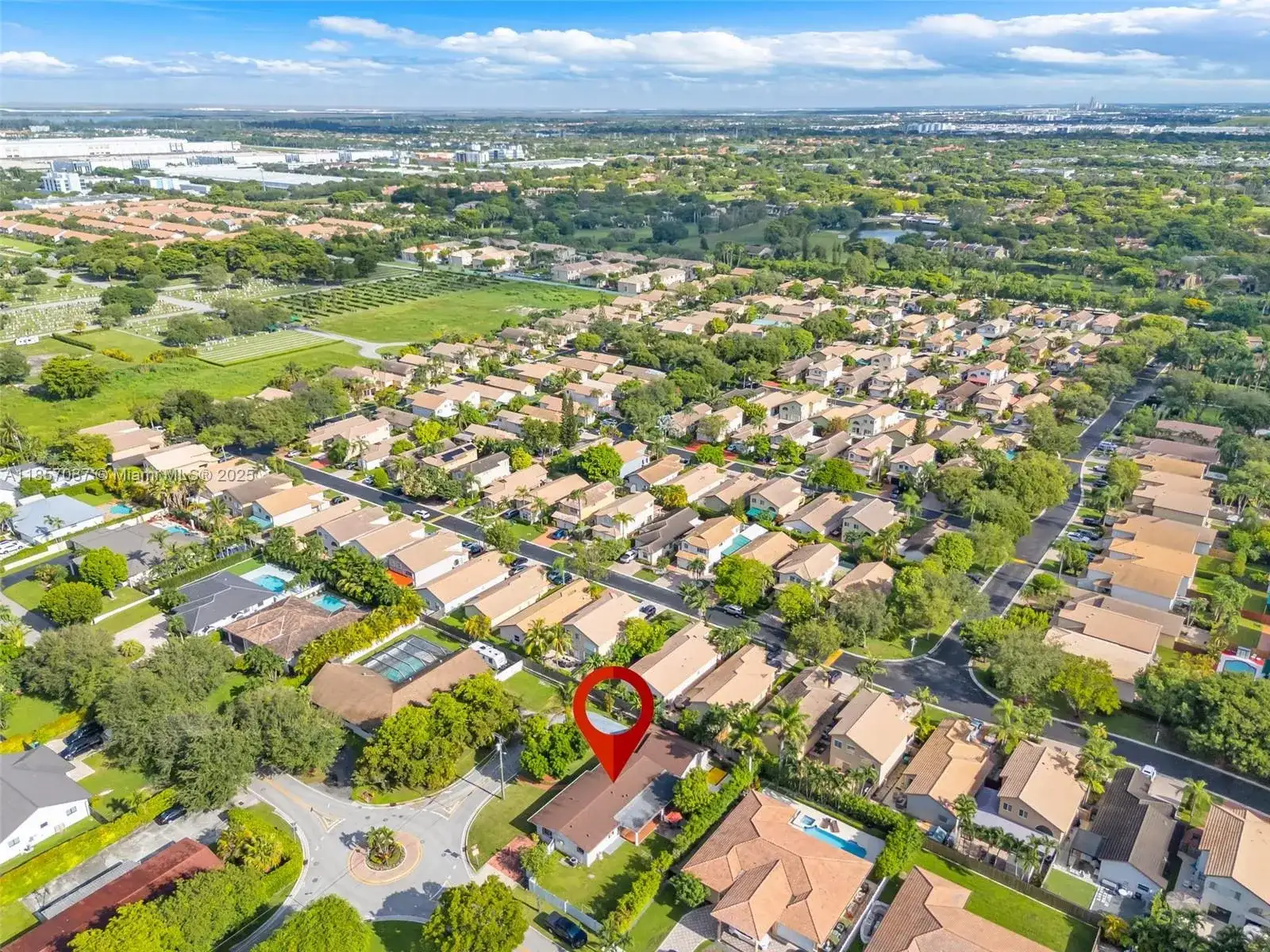 2851 NW 99th Ave, Doral FL 33172 photo 4