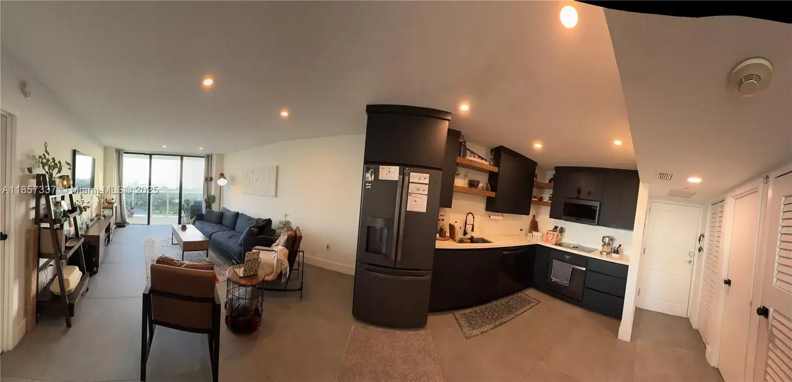 3625 N Country Club Dr, Aventura FL 33180 photo 3