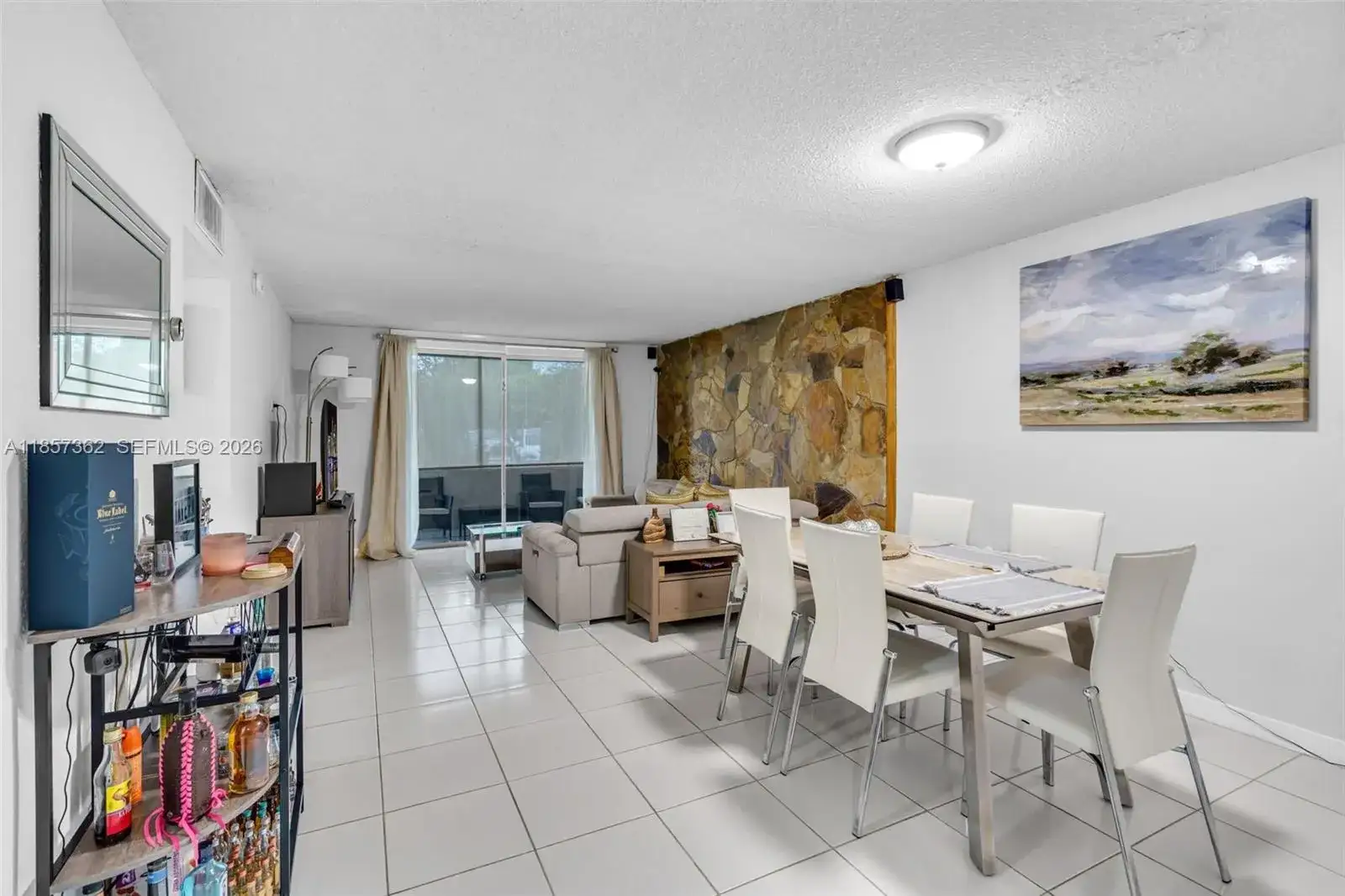 8501 NW 8th St # 105, Miami FL 33126 photo 4