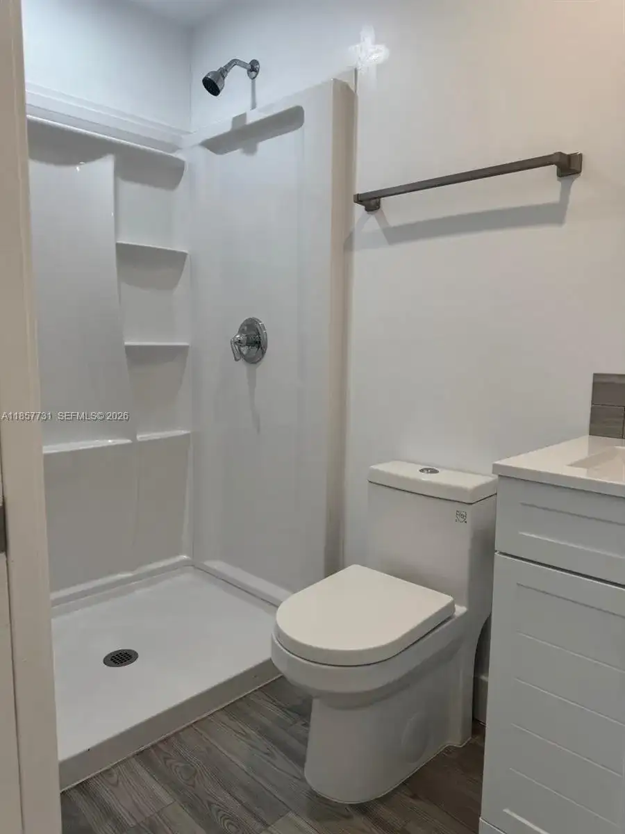 58xx SW 122nd Ave # 3, Miami FL 33183 photo 2