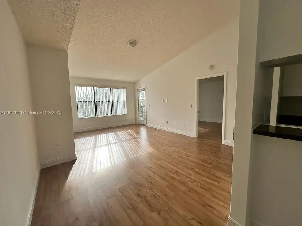 4541 W Mcnab Rd # 18, Pompano Beach FL 33069 photo 3