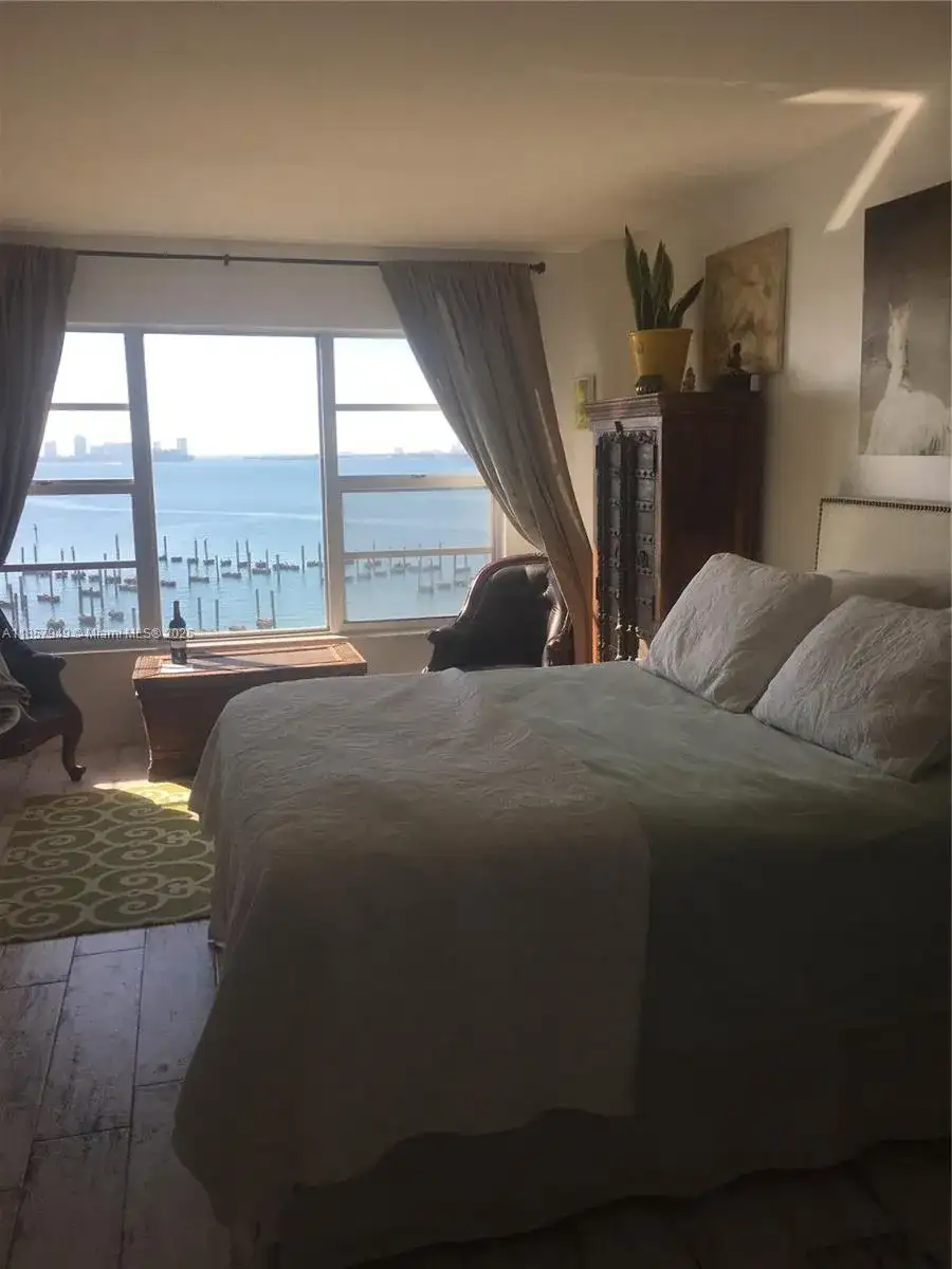 11111 Biscayne Blvd # 5D, Miami FL 33181 photo 4