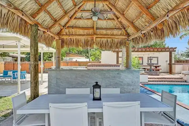 247 SW 5th St, Dania Beach FL 33004 photo 3