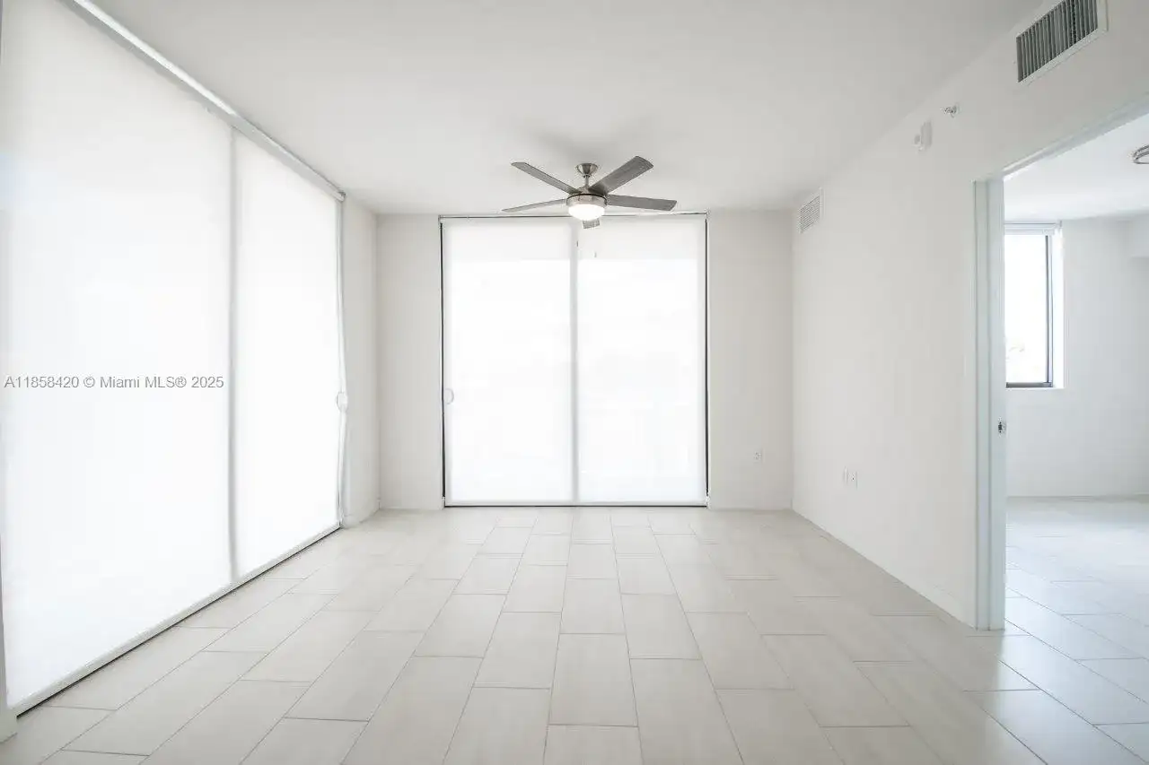 3645 NW 36th St # 515, Miami FL 33142 photo 2