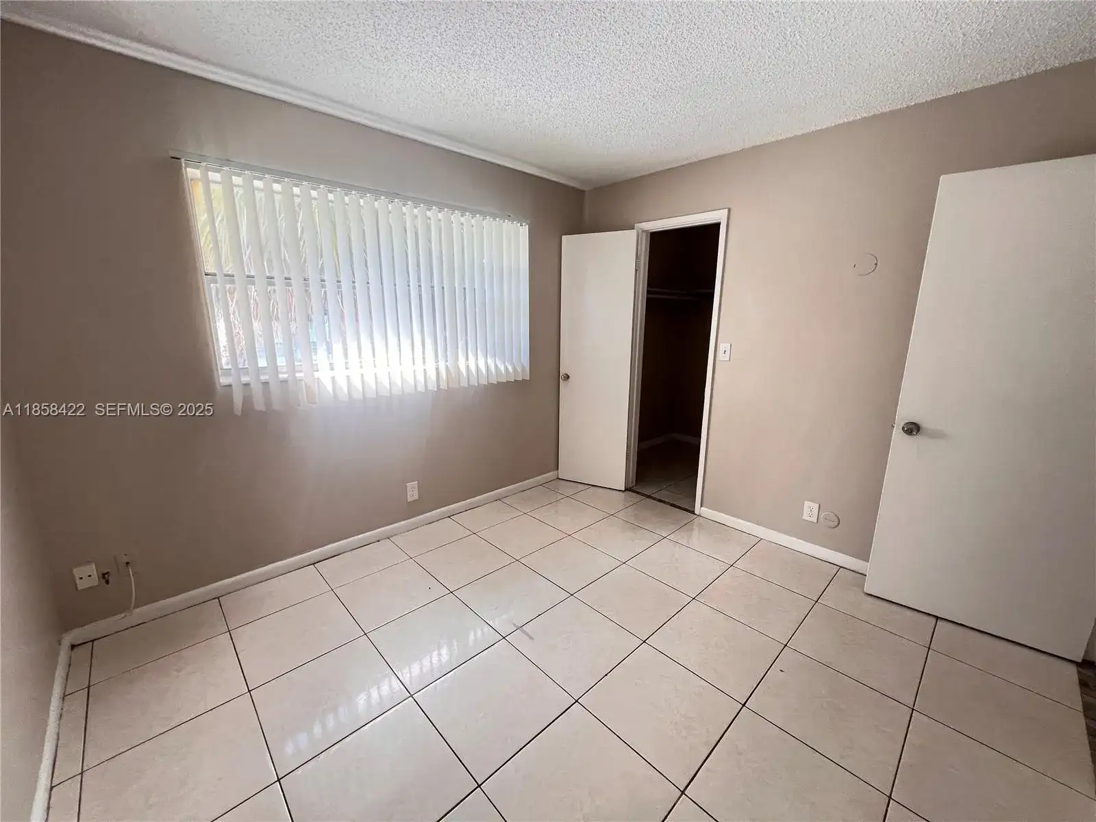 1200 SW 50th Ave # 3, North Lauderdale FL 33068 photo 5