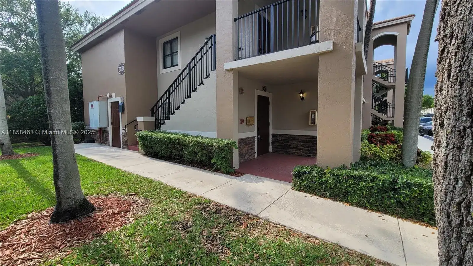 22731 SW 88th Pl # 101, Cutler Bay FL 33190 photo 3