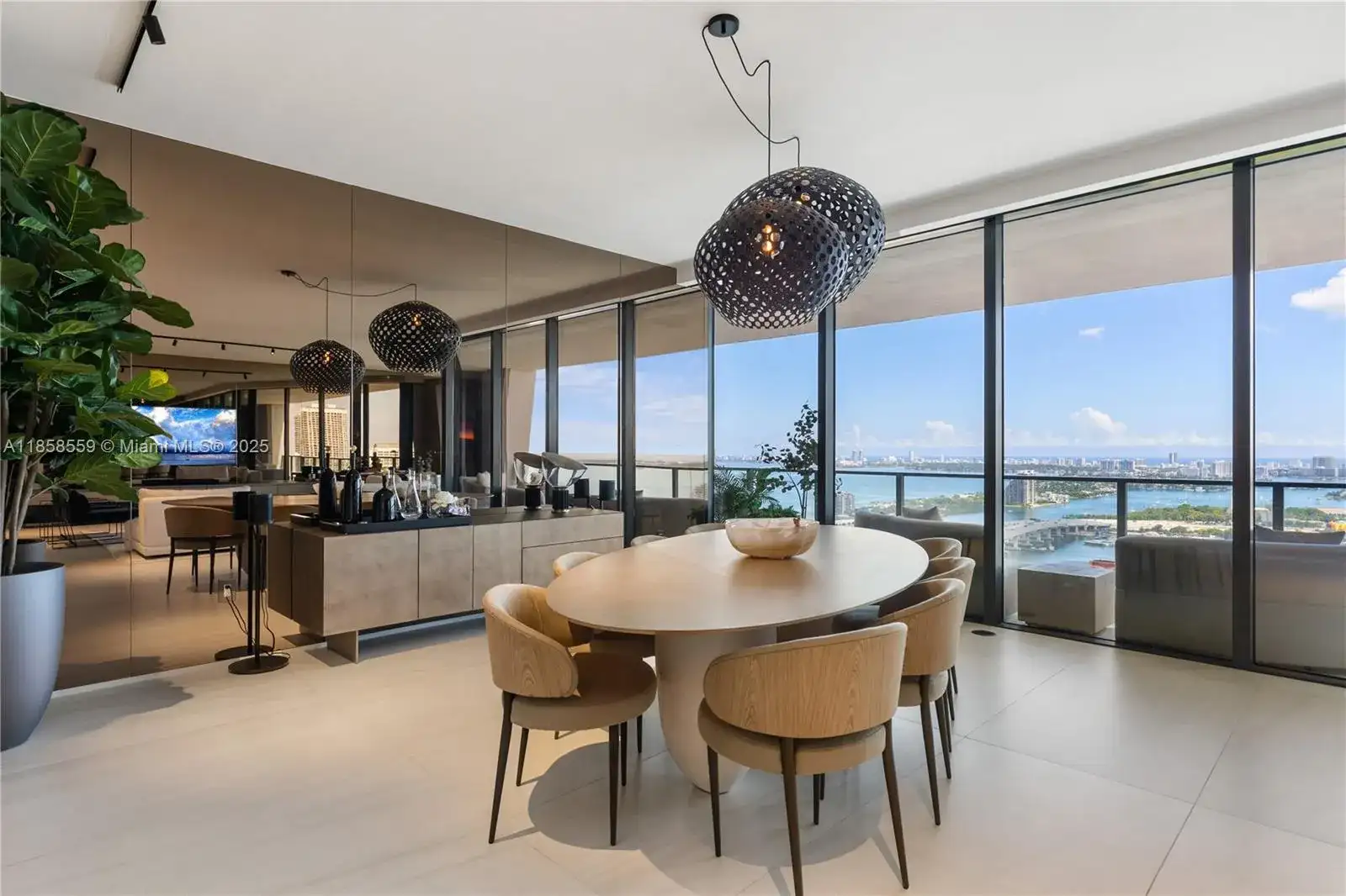 1000 Biscayne Blvd # 3502, Miami FL 33132 photo 5